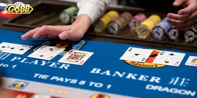 Baccarat Là Gì? Chiến Thuật Chơi Bài Baccarat Đổi Tiền!